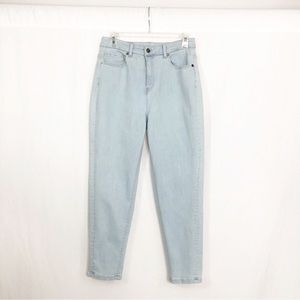 Made In Earth High Rise Mom Straight Leg Jeans, Size 8, Blue